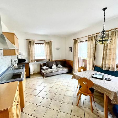 קאסטלרוטו Apartment Gertrud מראה חיצוני תמונה